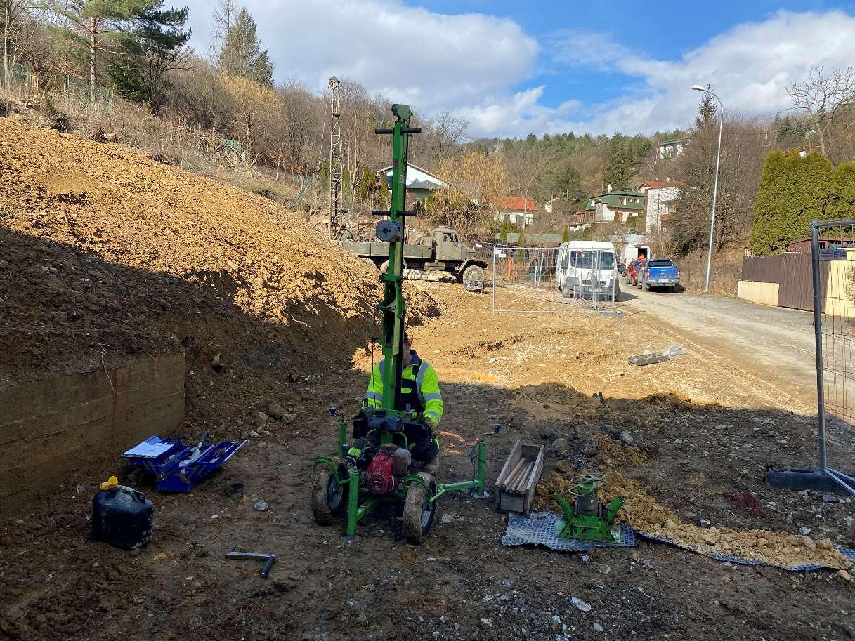 terrageo.sk - Geologický prieskum a riešenia pre životné prostredie